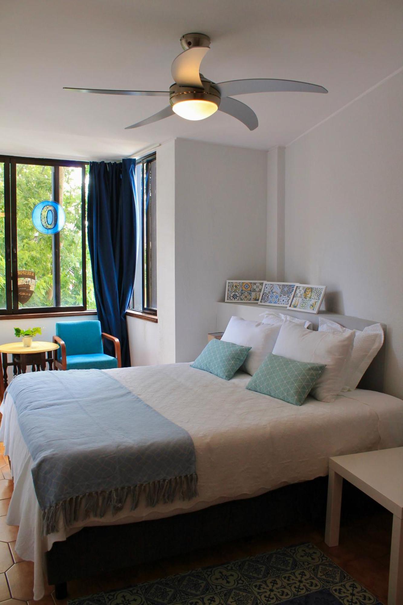 Quarto Duplo Deluxe com Chuveiro